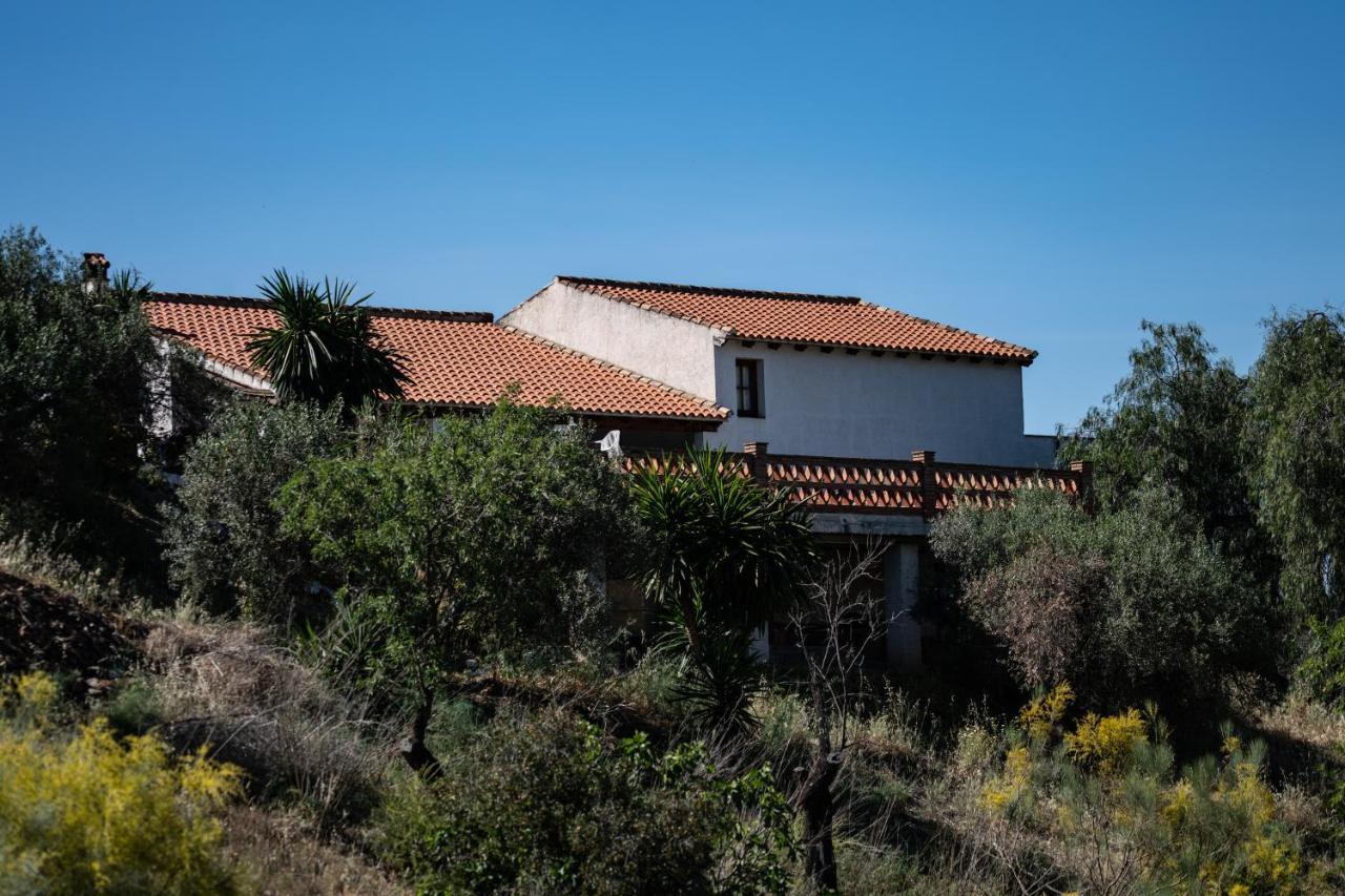 Peace And Tranquility At Montana Retreat Apartment Alora Exterior foto