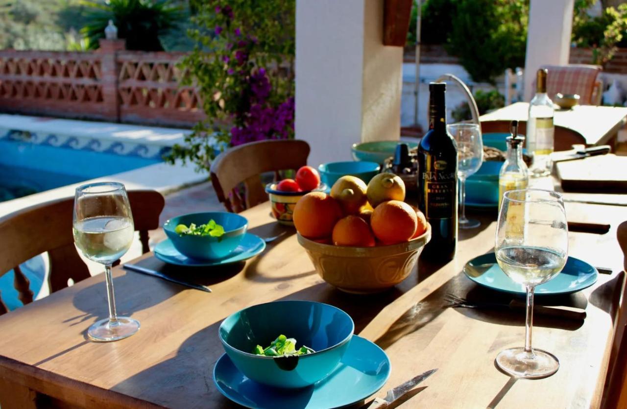 Peace And Tranquility At Montana Retreat Apartment Alora Exterior foto